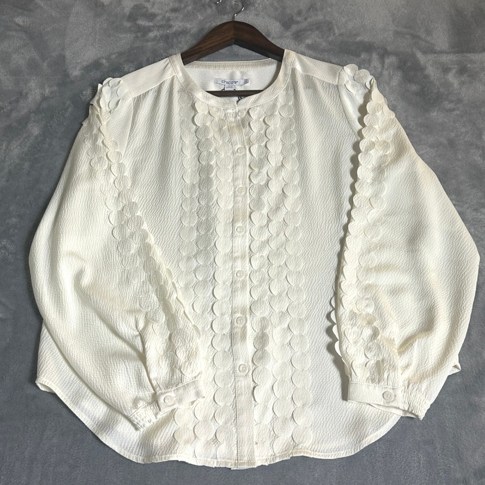 NWT Chicos Ruffled Size 0 Medium Cream Textured Button Up Oversized Office